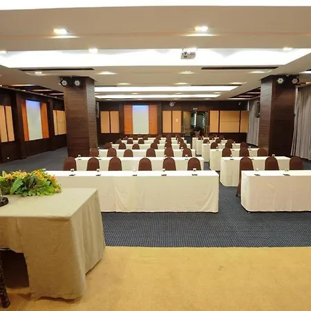 Holiday Garden Hotel-2